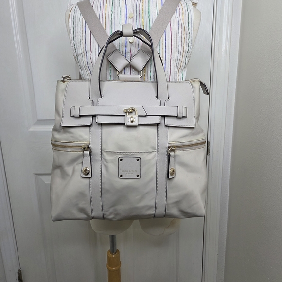 henri bendel Handbags - Henri Bendel Jetsetter Backpack in Cream